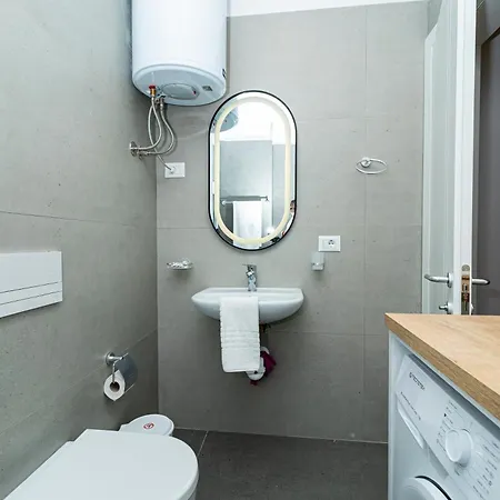 Apartament El Lux *